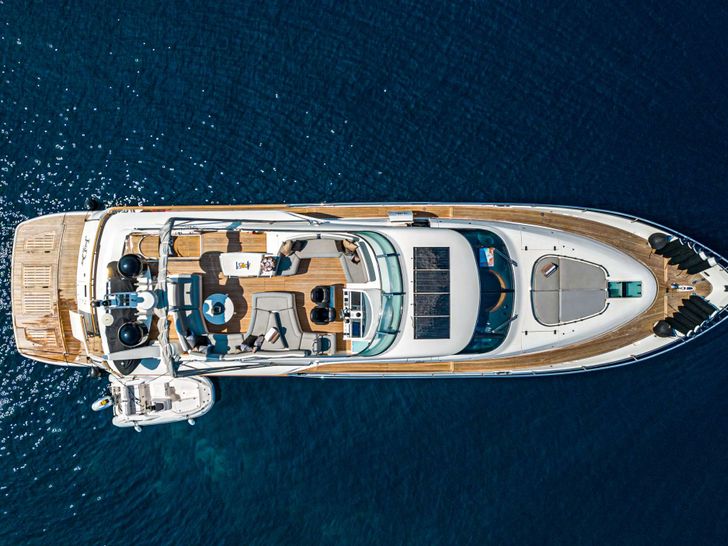JOLIDOR - Fairline Squadron 73 ft.,aerial view JOLIDOR - Fairline Squadron 73 ft.,aerial view
