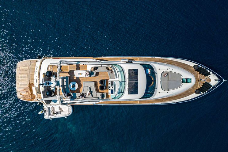 Charter Yacht JOLIDOR - Fairline Squadron 73 - 4 Cabins - Split - Dubrovnik - Croatia