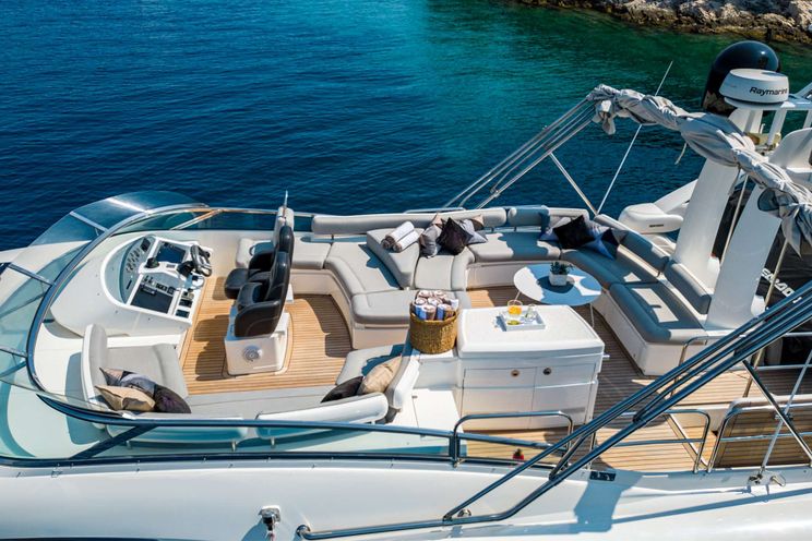 Charter Yacht JOLIDOR - Fairline Squadron 73 - 4 Cabins - Split - Dubrovnik - Croatia