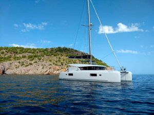 AZURITE - Lagoon 42 - 3 Cabins - Ibiza - Balearic Islands - Spain AZURITE - Lagoon 42 - 3 Cabins - Ibiza - Balearic Islands - Spain