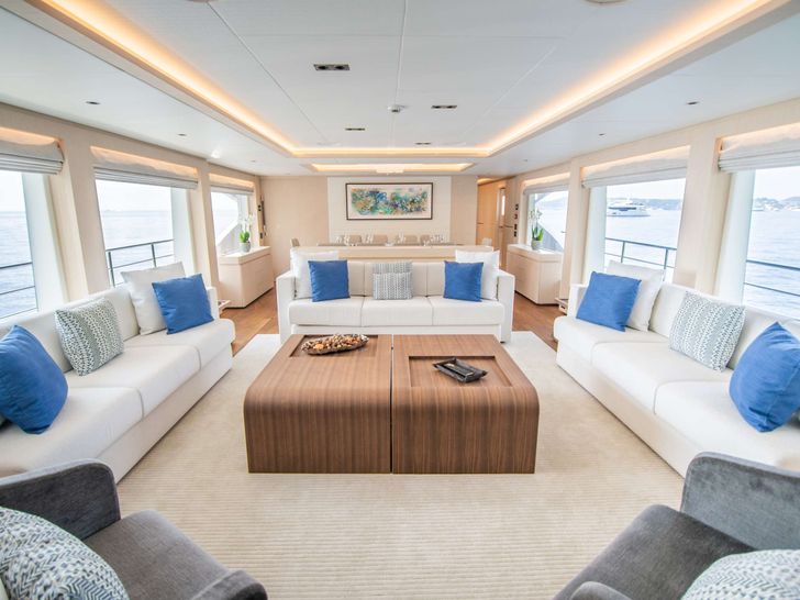 OCEAN VIEW - Gulf Craft Majesty 104,main cabin OCEAN VIEW - Gulf Craft Majesty 104,main cabin