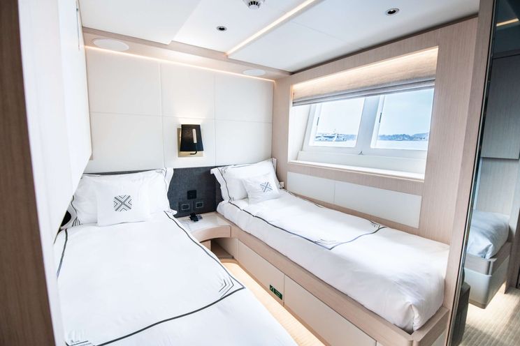 Charter Yacht OCEAN VIEW - Gulf Craft Majesty 104 - 5 Cabins - Monaco - French Riviera - Corsica - Sardinia - Naples - Sicily - Spain
