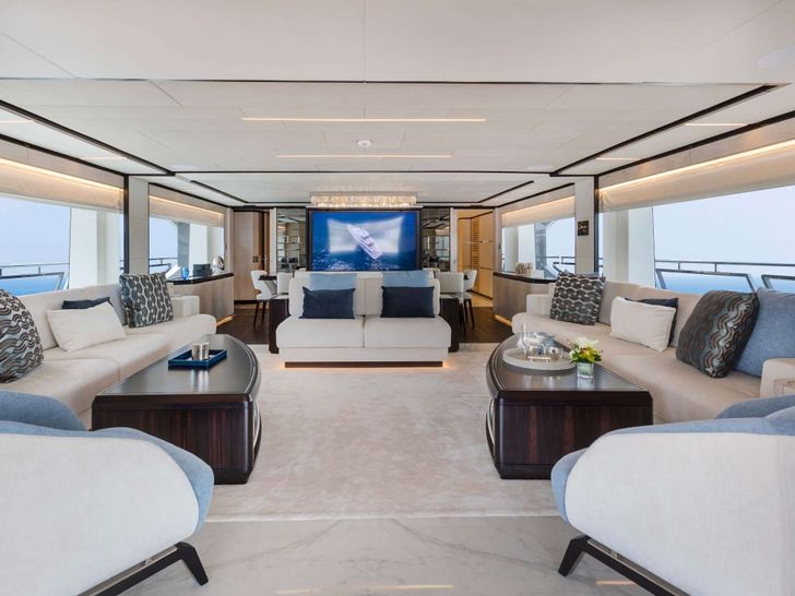 ROCKET ONE - Gulf Craft Majesty 121 ft,main saloon ROCKET ONE - Gulf Craft Majesty 121 ft,main saloon