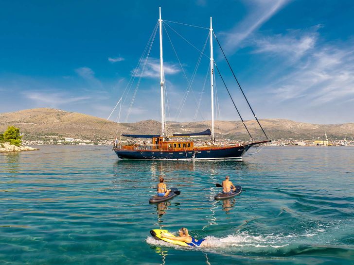 SMART SPIRIT Custom Gulet 25m - water activities SMART SPIRIT Custom Gulet 25m - water activities