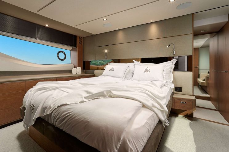 Charter Yacht MeSoFa - Princess V65 - 3 Cabins - Split - Dubrovnik - Hvar - Croatia
