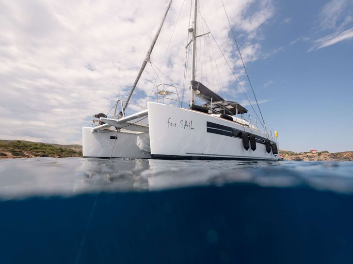 FOR SAIL - Exterior FOR SAIL - Exterior