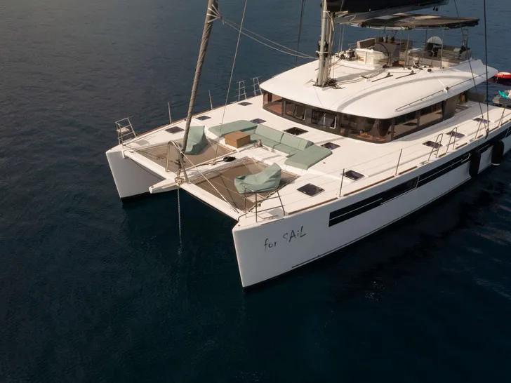 FOR SAIL - Exterior FOR SAIL - Exterior