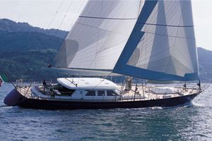 HERITAGE M - Perini Navi 35.5m - 3 Cabins - Naples - Sicily - Riviera - Corsica - Sardinia HERITAGE M - Perini Navi 35.5m - 3 Cabins - Naples - Sicily - Riviera - Corsica - Sardinia