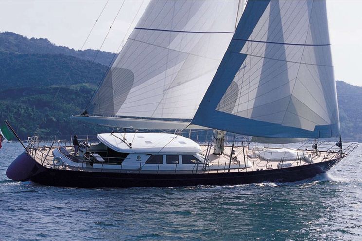Charter Yacht HERITAGE M - Perini Navi 35.5m - 3 Cabins - Naples - Sicily - Riviera - Corsica - Sardinia