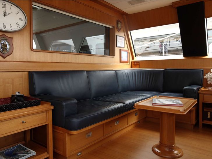 HERITAGE M - Perini Navi 35.5 m,saloon lounge HERITAGE M - Perini Navi 35.5 m,saloon lounge