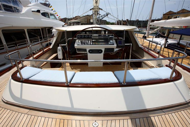 Charter Yacht HERITAGE M - Perini Navi 35.5m - 3 Cabins - Naples - Sicily - Riviera - Corsica - Sardinia