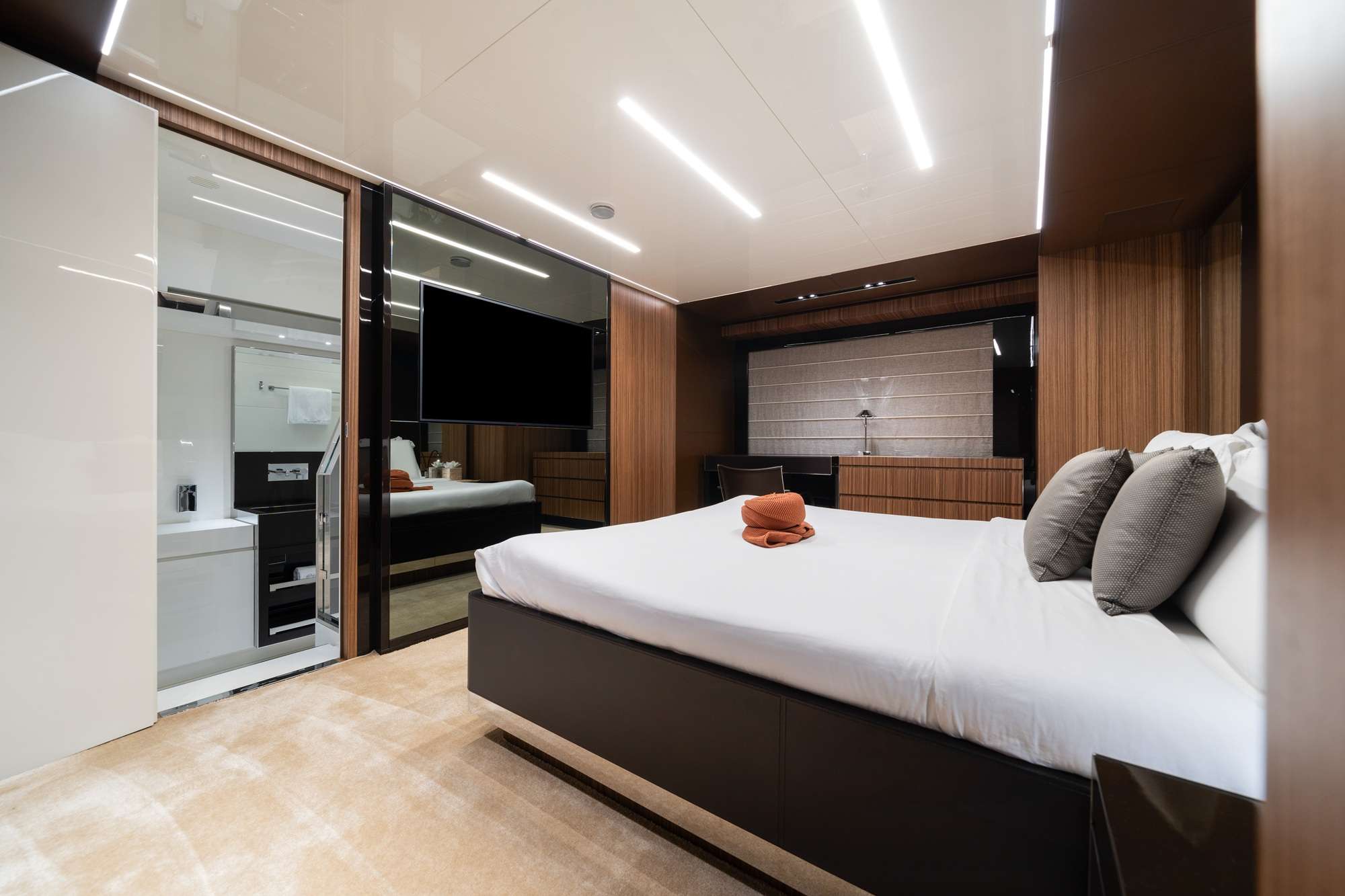 Charter Yacht HP6 - Riva Corsaro 100 - 5 Cabins - Palma - Mallorca - Ibiza - Balearics - Spain