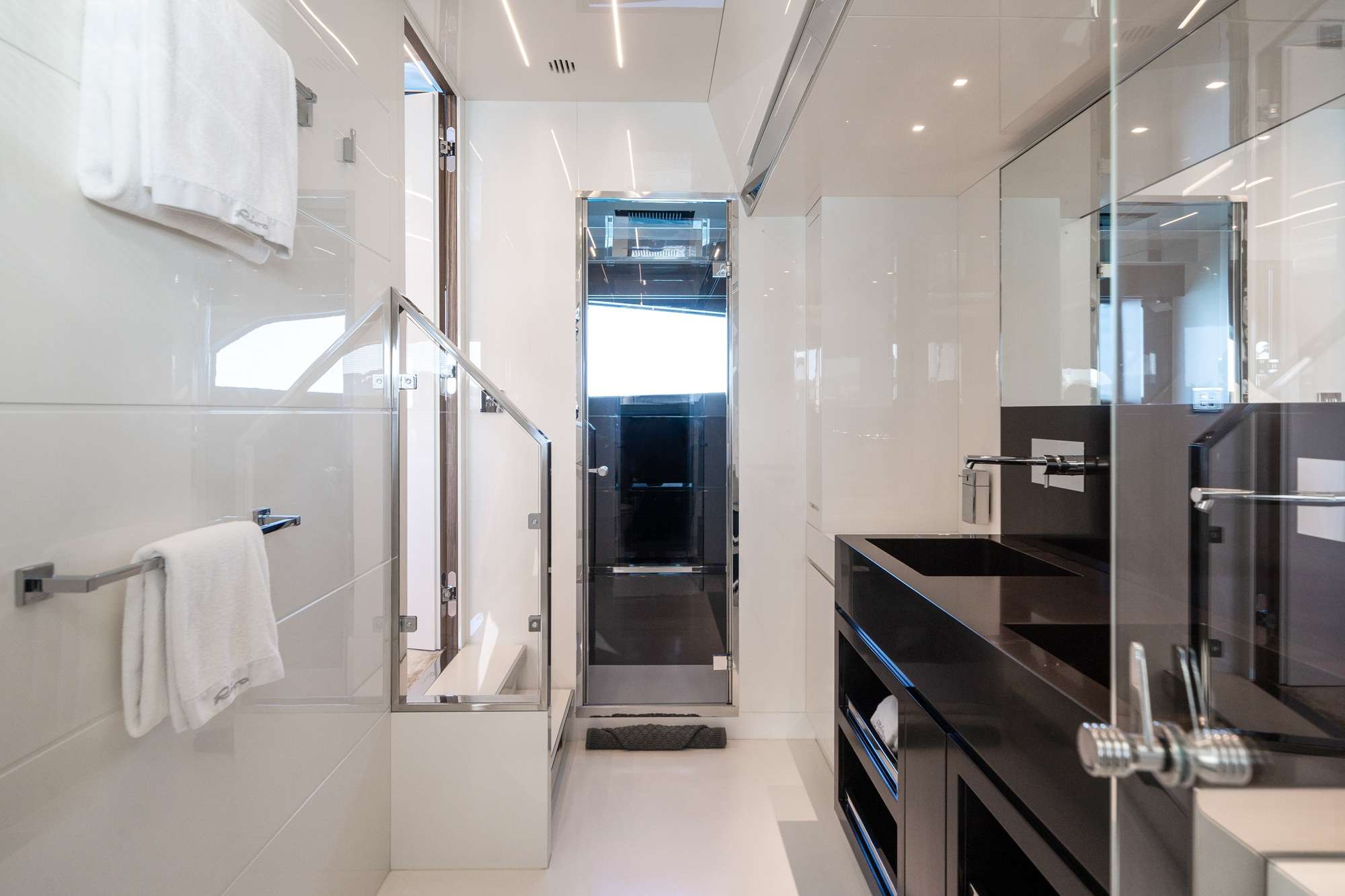 Charter Yacht HP6 - Riva Corsaro 100 - 5 Cabins - Palma - Mallorca - Ibiza - Balearics - Spain