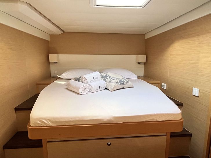 BLUE GRIFFIN Lagoon 620 - VIP cabin 3 BLUE GRIFFIN Lagoon 620 - VIP cabin 3