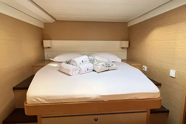 Charter Yacht Blue Griffin - Lagoon 620 - 4 Cabins - Capri - Positano - Amalfi