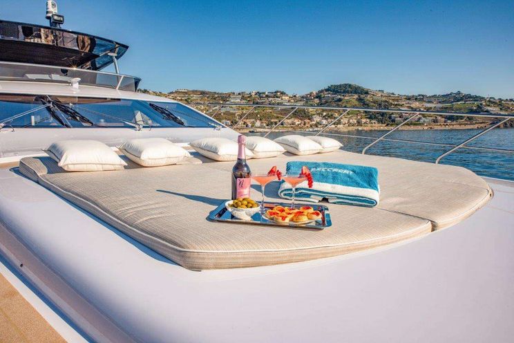 Charter Yacht BACCARAT - Amer Cento Quad - 5 Cabins - Cannes - Monaco - St Tropez