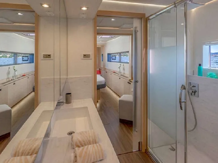 LOOMA Fountaine Pajot Alegria 67 Crewed Catamaran Master Bathroom