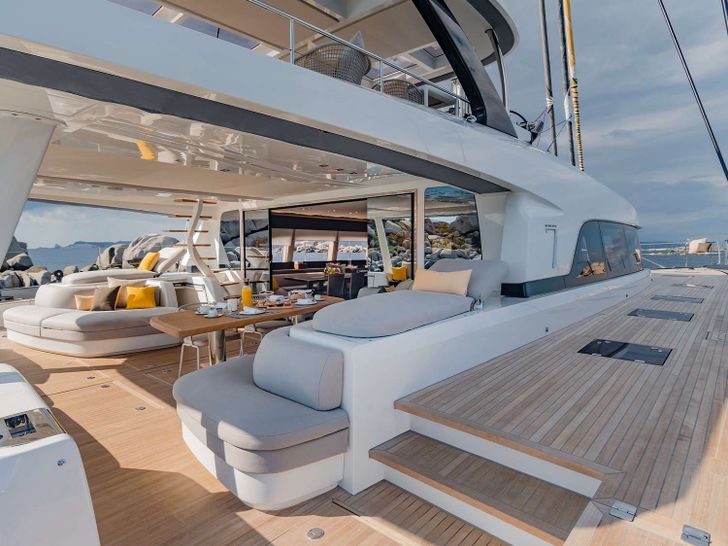 SYLENE Lagoon Seventy 7 - aft deck SYLENE Lagoon Seventy 7 - aft deck