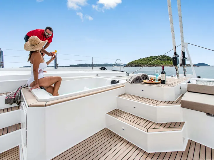 INDULGENCE Fountaine Pajot Alegria 67 - jacuzzi INDULGENCE Fountaine Pajot Alegria 67 - jacuzzi