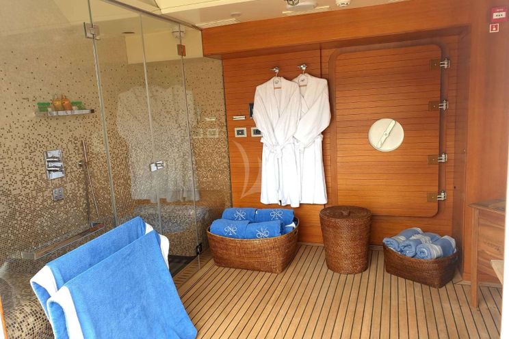 Charter Yacht ITOTO - Dauphin Yachts 61m - 8 Cabins - Athens - Mykonos - Paros