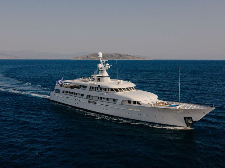 ITOTO Dauphin Yachts 61m Luxury Crewed Motor Yacht Cruising