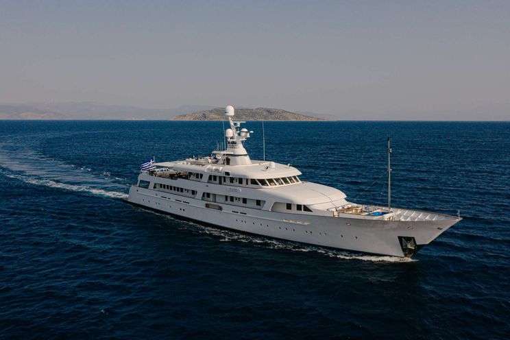 Charter Yacht ITOTO - Dauphin Yachts 61m - 8 Cabins - Athens - Mykonos - Paros