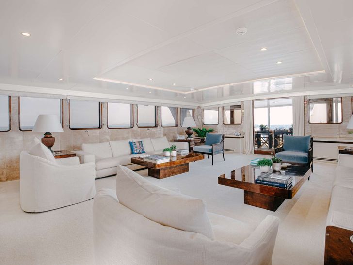 ITOTO Dauphin Yachts 61m Luxury Crewed Motor Yacht Saloon