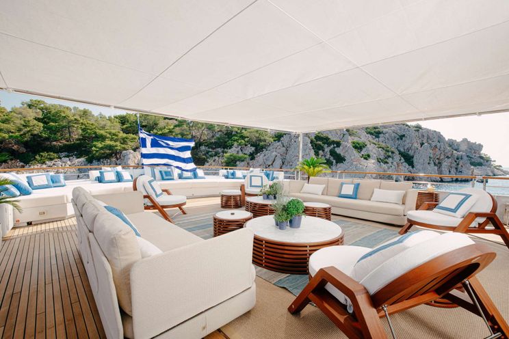 Charter Yacht ITOTO - Dauphin Yachts 61m - 8 Cabins - Athens - Mykonos - Paros