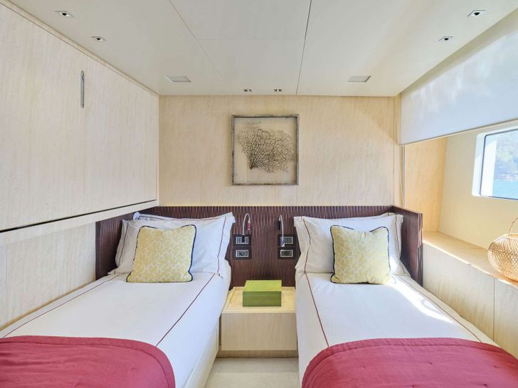 Sanlorenzo Crewed Motor Yacht RARE DIAMOND Twin Stateroom II