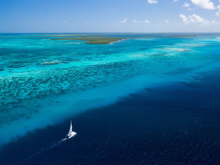 NICE AFT TOO Leopard 45 - sailing with aft view NICE AFT TOO Leopard 45 - sailing with aft view