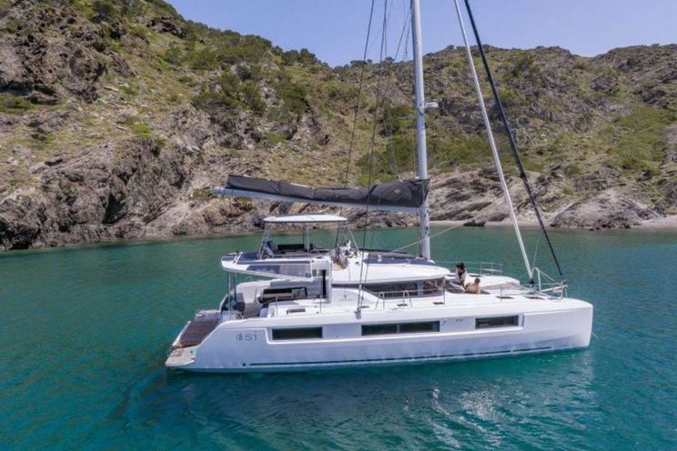 Charter Yacht EFKRATI - Lagoon 51 - 6 Cabins - Athens - Santorini