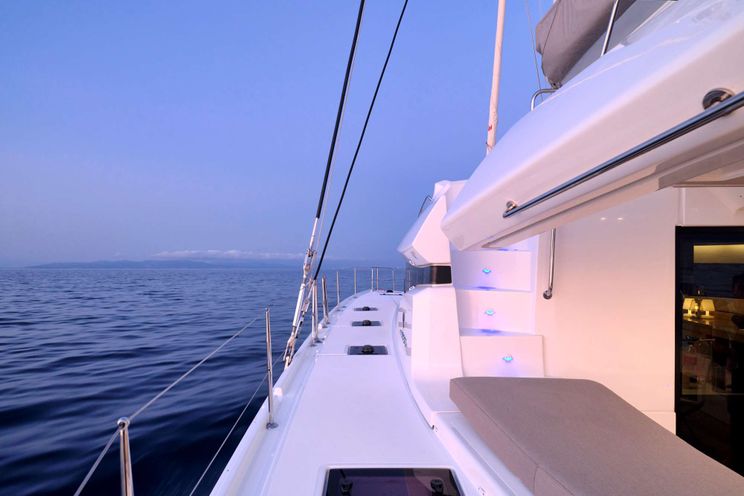 Charter Yacht EFKRATI - Lagoon 51 - 6 Cabins - Athens - Santorini