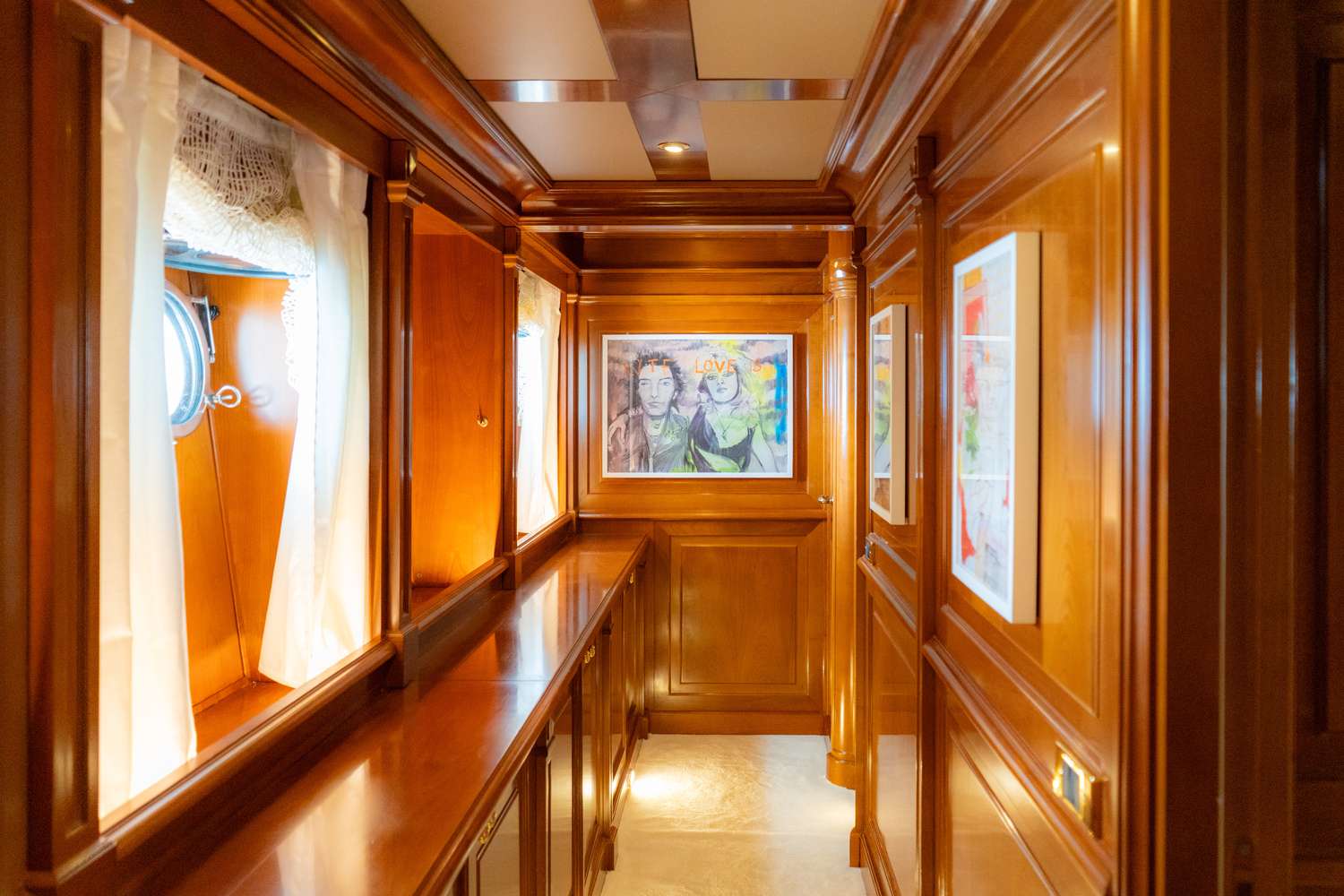 AQUILA Baglietto 37m - foyer