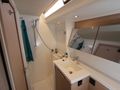 ON Y VA - Beneteau 56,bathroom