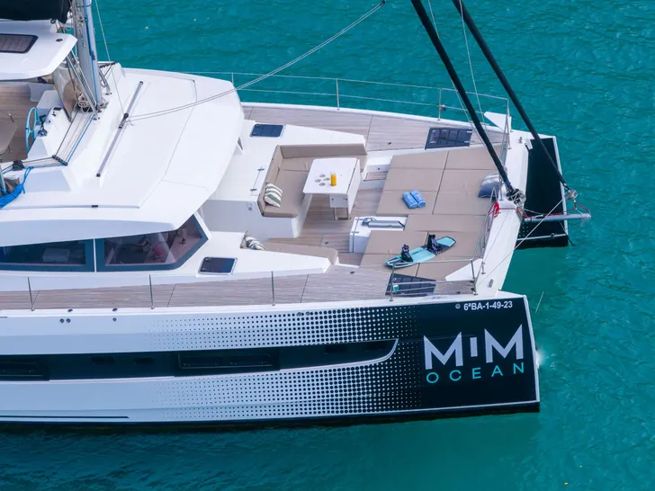 MIM OCEAN 2 Bali 5.4 - foredeck MIM OCEAN 2 Bali 5.4 - foredeck