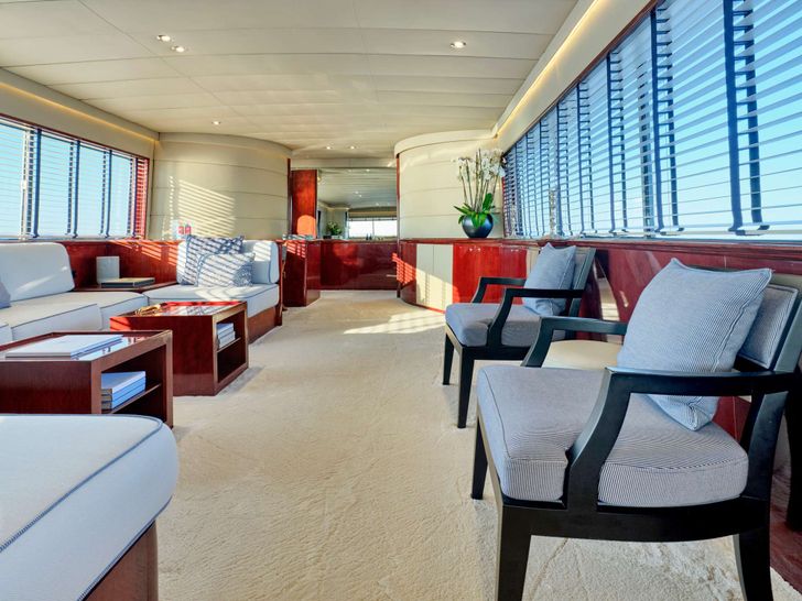 ALAYA - Lurssen 33 m,main saloon seating ALAYA - Lurssen 33 m,main saloon seating