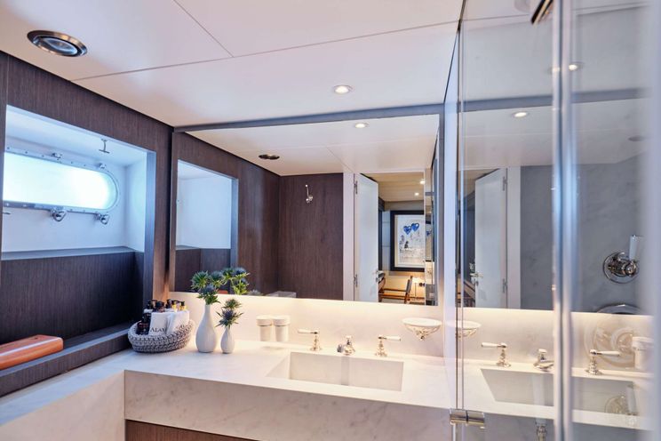 Charter Yacht ALAYA - Lurssen 33 m - 5 Cabins - Athens - Santorini - Greece