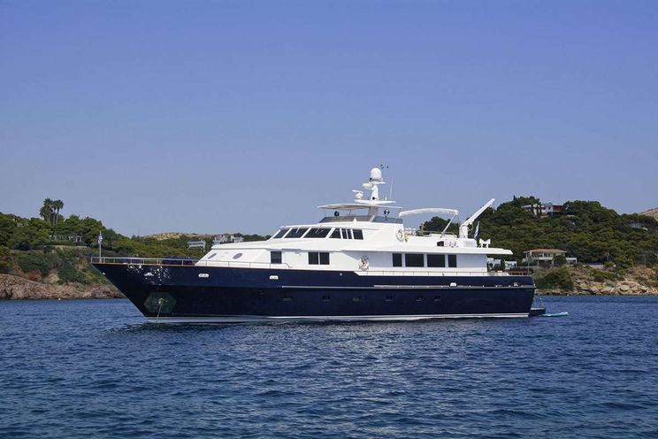 Charter Yacht KARMA - Picchiotti 98 - 5 Cabins - Athens - Santorini - Greece