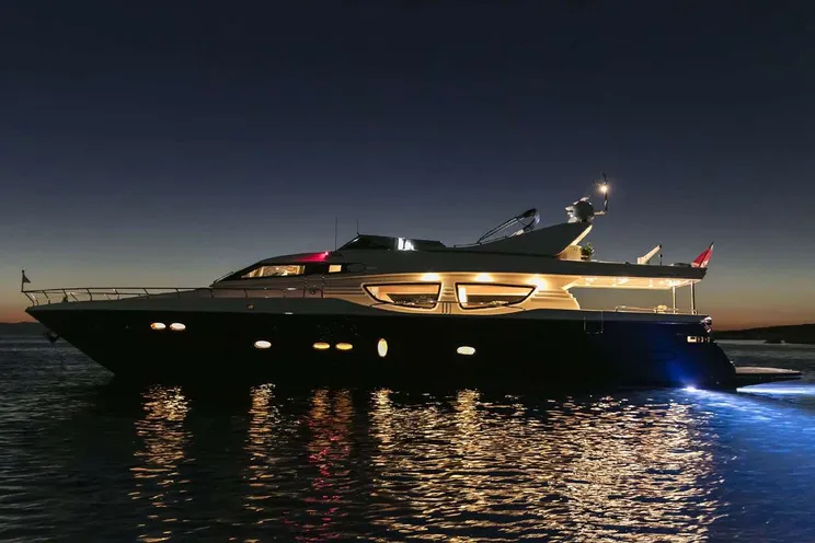 Charter Yacht MYTHOS G - Posilippo Technema 85 - 4 Cabins - Athens - Santorini - Greece