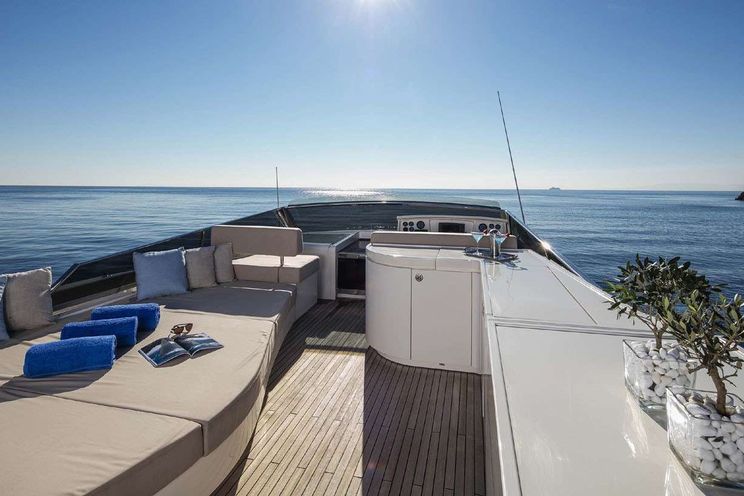 Charter Yacht MYTHOS G - Posilippo Technema 85 - 4 Cabins - Athens - Santorini - Greece