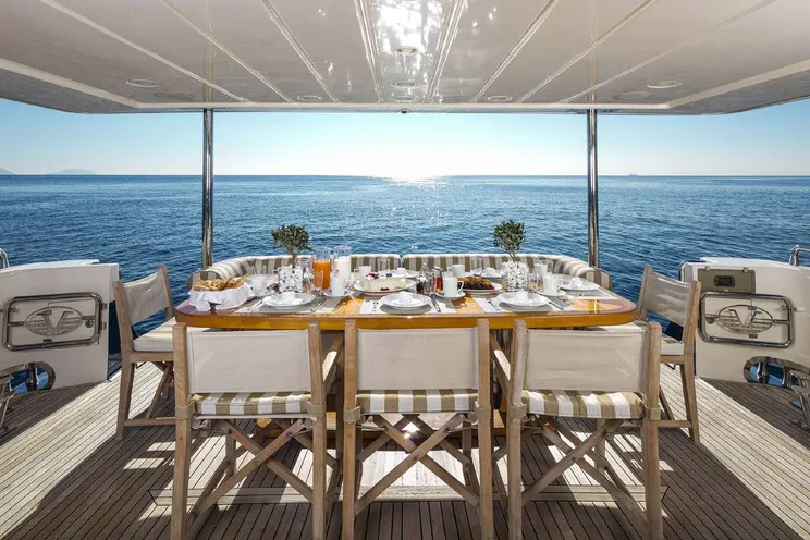 Charter Yacht MYTHOS G - Posilippo Technema 85 - 4 Cabins - Athens - Santorini - Greece