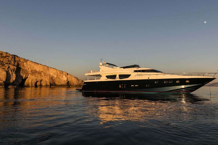 Charter Yacht MYTHOS G - Posilippo Technema 85 - 4 Cabins - Athens - Santorini - Greece