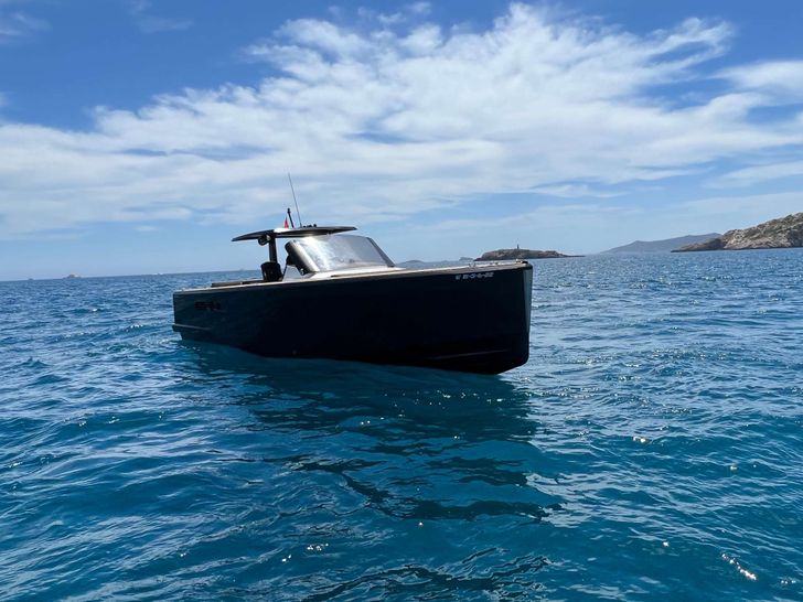 BULLITT - Fjord Open 40,bow view BULLITT - Fjord Open 40,bow view