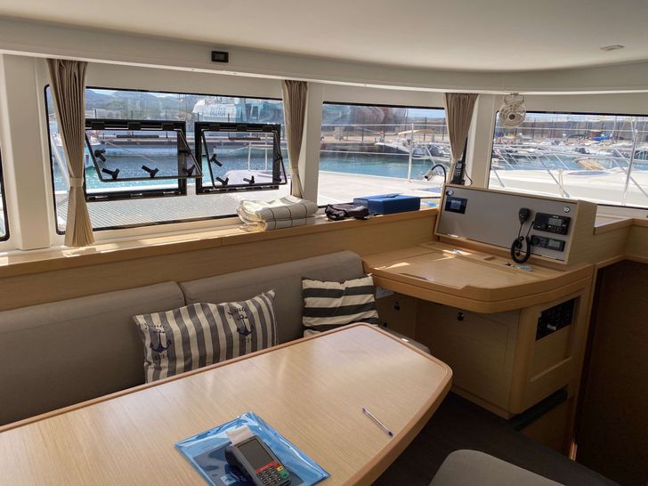 MARES - Lagoon 42,indoor dining area MARES - Lagoon 42,indoor dining area