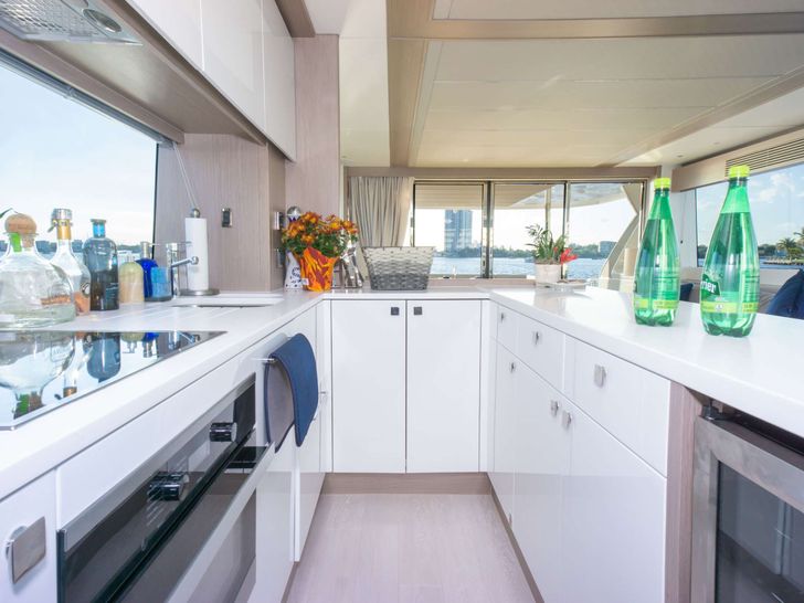MILAMO Sunseeker 76 - galley MILAMO Sunseeker 76 - galley