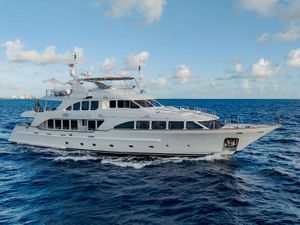 MAMMA MIA - Benetti Classic 120 - St Martin - St Barths - Leewards - Caribbean MAMMA MIA - Benetti Classic 120 - St Martin - St Barths - Leewards - Caribbean
