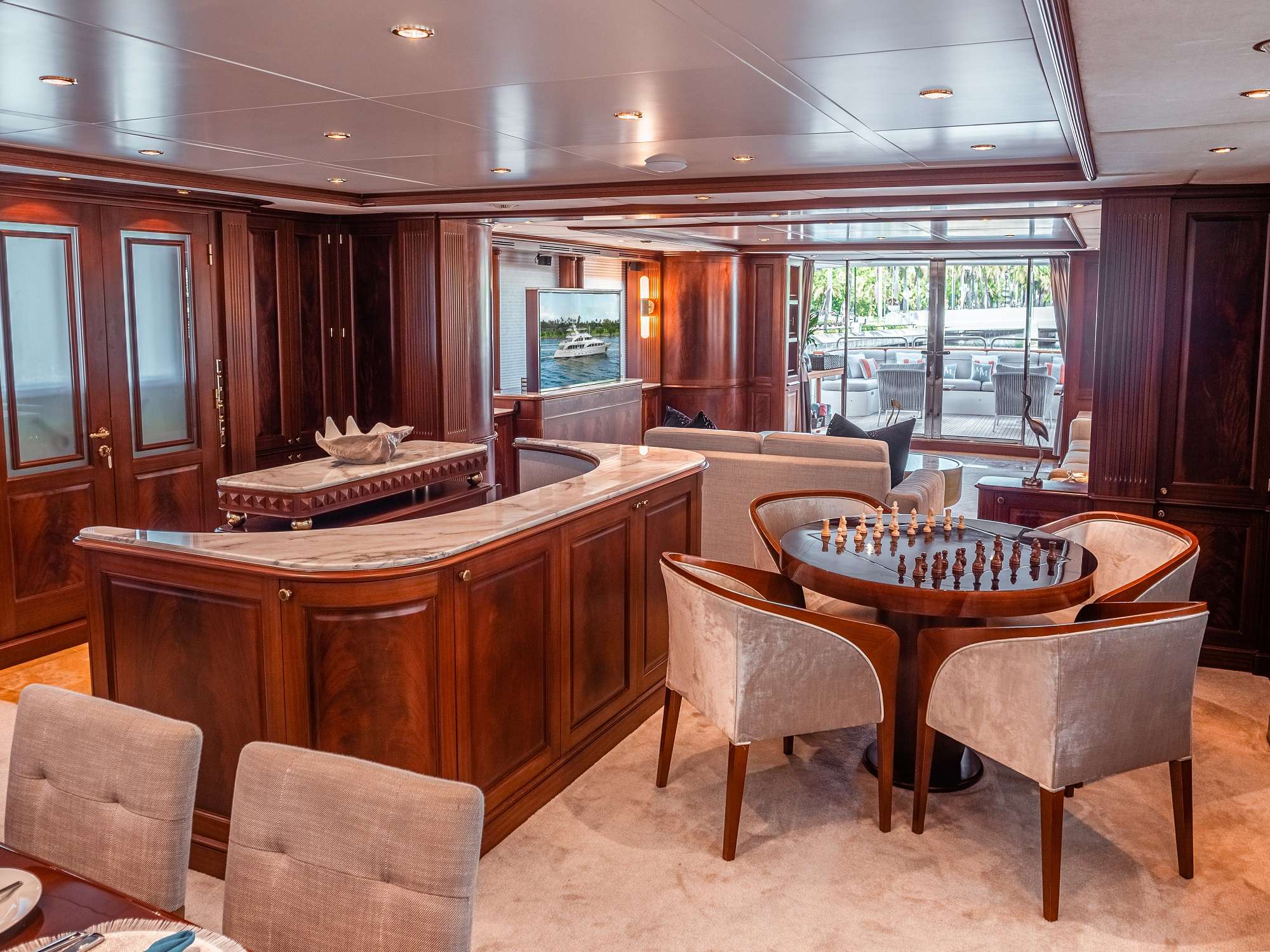 Charter Yacht MAMMA MIA - Benetti Classic 120 - St Martin - St Barths - Leewards - Caribbean