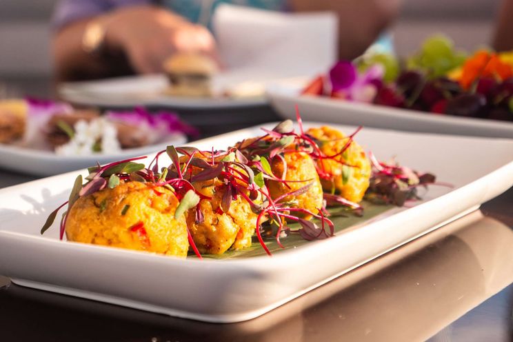 Charter Yacht MAMMA MIA - Benetti Classic 120 - St Martin - St Barths - Leewards - Caribbean