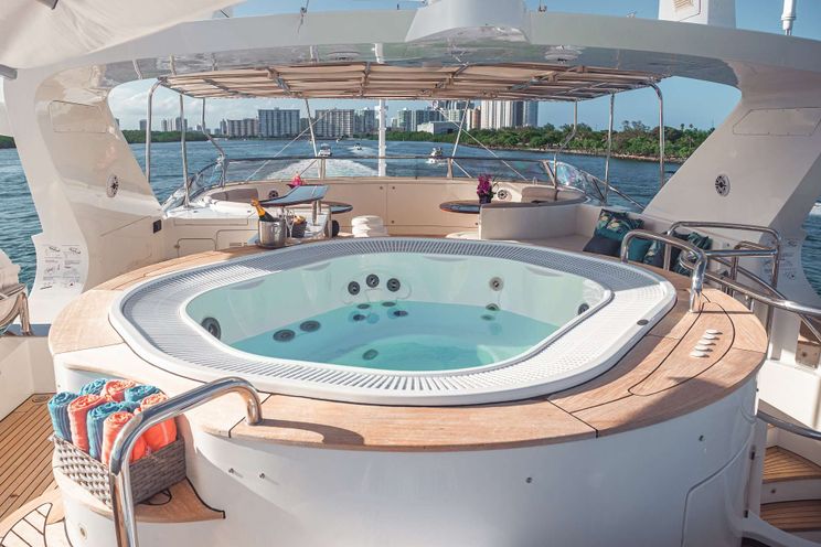 Charter Yacht MAMMA MIA - Benetti Classic 120 - St Martin - St Barths - Leewards - Caribbean