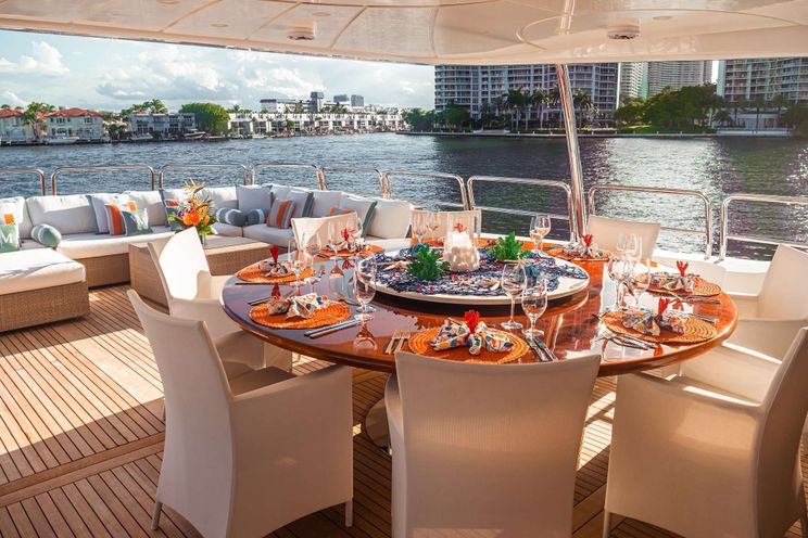 Charter Yacht MAMMA MIA - Benetti Classic 120 - St Martin - St Barths - Leewards - Caribbean